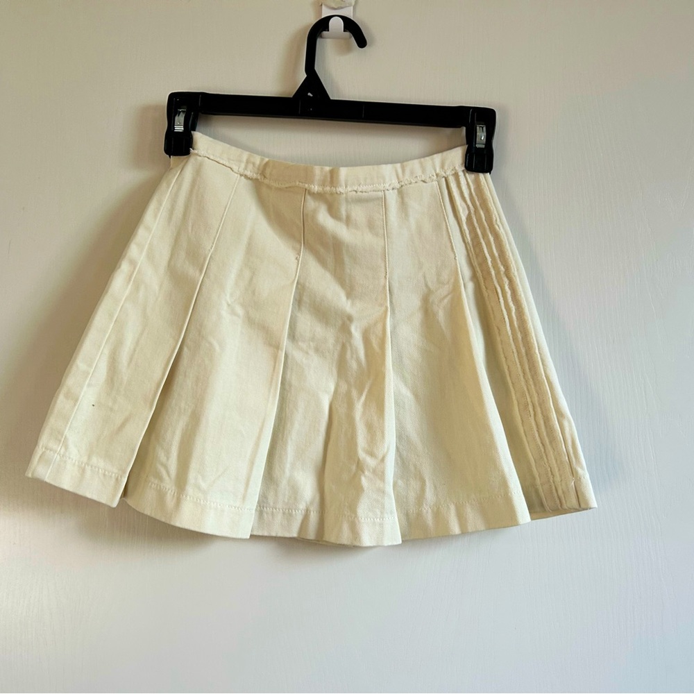Cream Pleated Mini Skirt